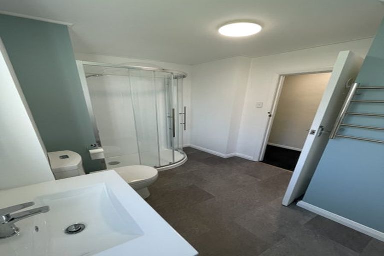 Photo of property in Mattingly Court, 2/10 Angus Avenue, Berhampore, Wellington, 6023