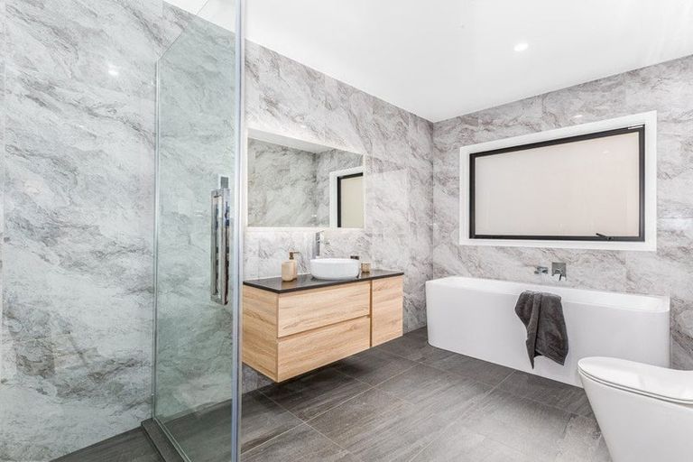 Photo of property in 1 Trysail Place, Whitby, Porirua, 5024