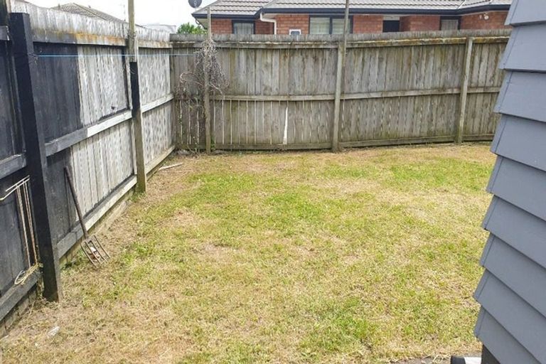 Photo of property in 405 West Coast Road, Glen Eden, Auckland, 0602