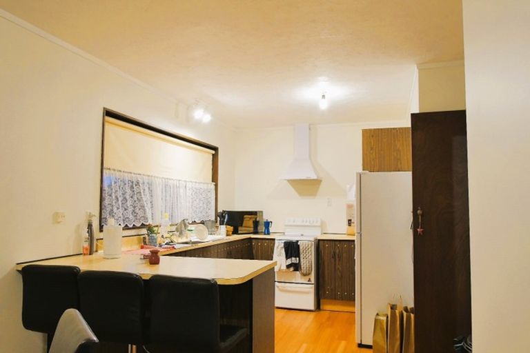 Photo of property in 32 Cecil Place, Cloverlea, Palmerston North, 4412