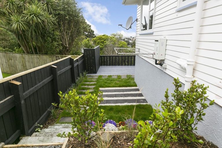 Photo of property in 54 Kandy Crescent, Ngaio, Wellington, 6035