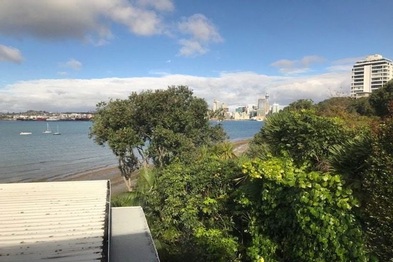 Photo of property in 1/15a Stanley Point Road, Stanley Point, Auckland, 0624