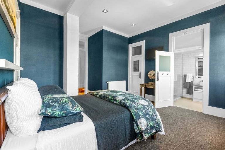 Photo of property in 29 Queen Street, New Plymouth, 4310