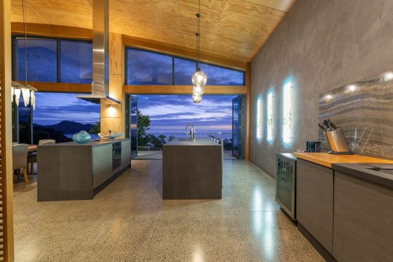 Photo of property in 167c Sailors Grave Road, Pumpkin Hill, Whitianga, 3591