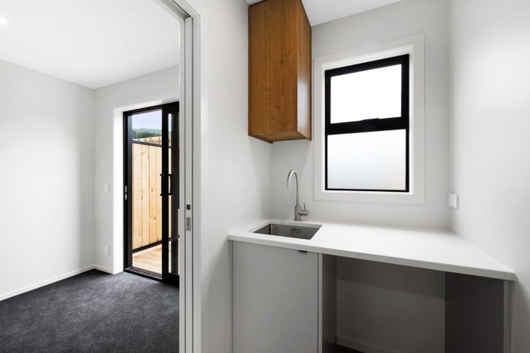 Photo of property in 8/370 Stokes Valley Road, Stokes Valley, Lower Hutt, 5019