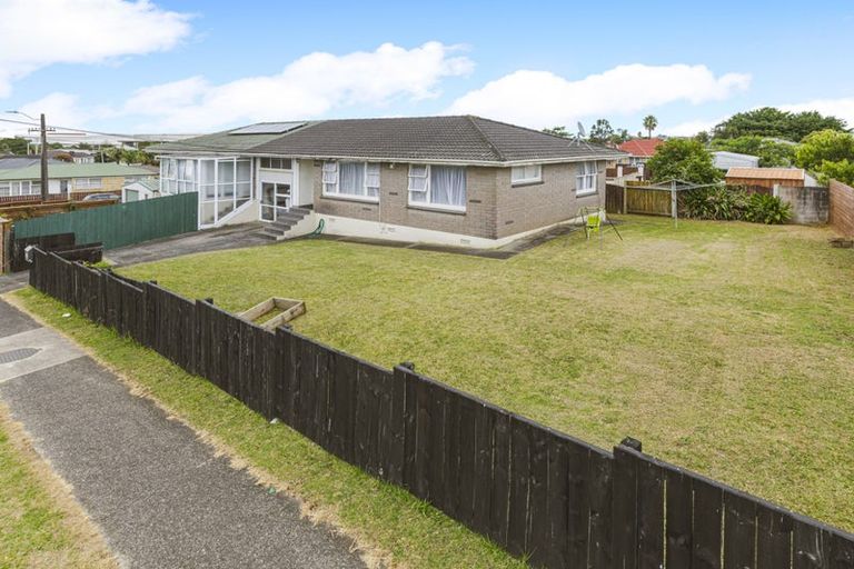 Photo of property in 1/93 Kenderdine Road, Papatoetoe, Auckland, 2025