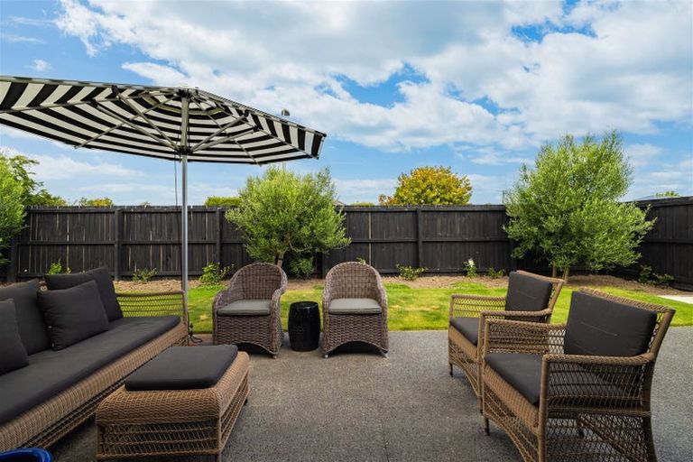 Photo of property in 28 Mcfaddens Road, St Albans, Christchurch, 8052