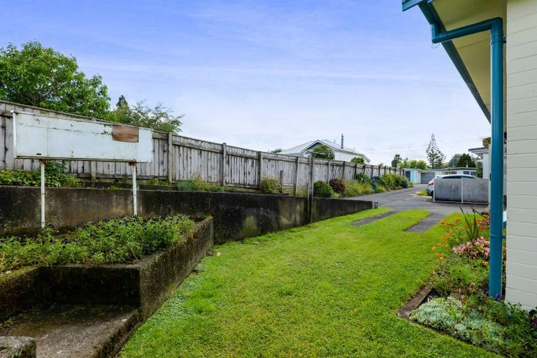 Photo of property in 33a Maire Street, Inglewood, 4330