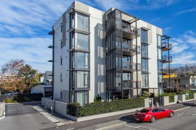 Photo of property in 1/50 Kilmore Street, Christchurch Central, Christchurch, 8013