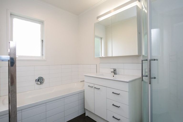 Photo of property in 3 Mason Avenue, Maraenui, Napier, 4110