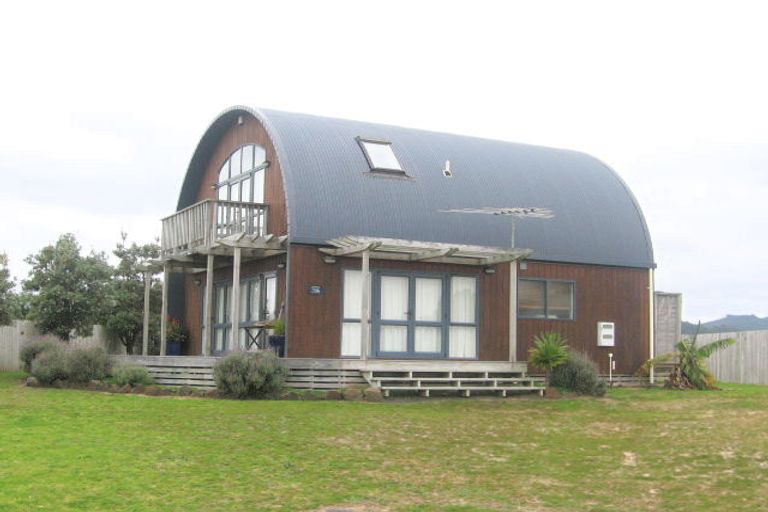 Photo of property in 104 Ocean Close, Matarangi, Whitianga, 3592