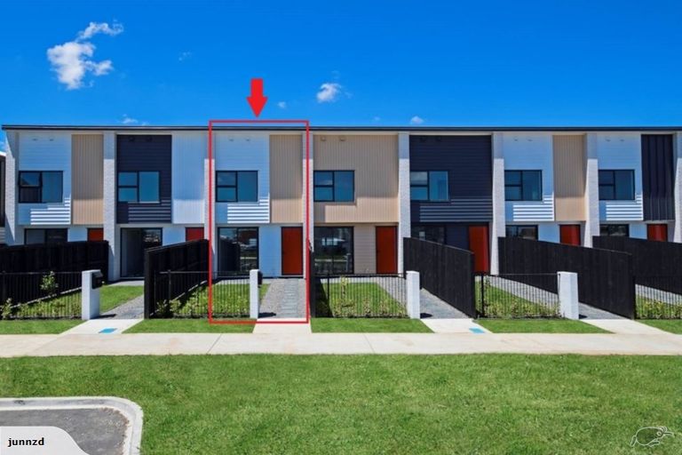 Photo of property in 87 Battalion Drive, Papakura, 2110