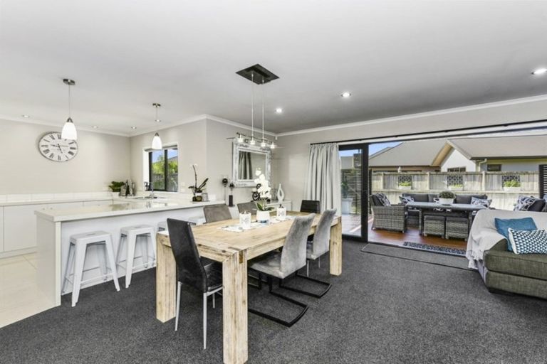 Photo of property in 23 Piwakawaka Court, Rototuna North, Hamilton, 3210