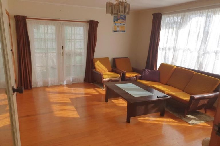 Photo of property in 92 Cook Street, Marfell, New Plymouth, 4310