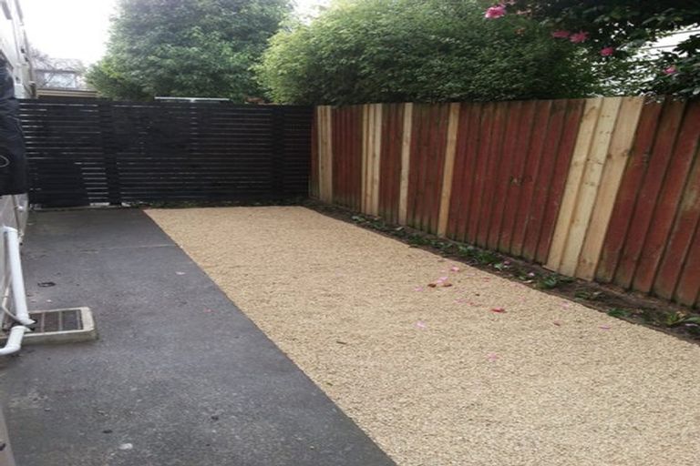 Photo of property in 1/137 Holly Road, St Albans, Christchurch, 8014