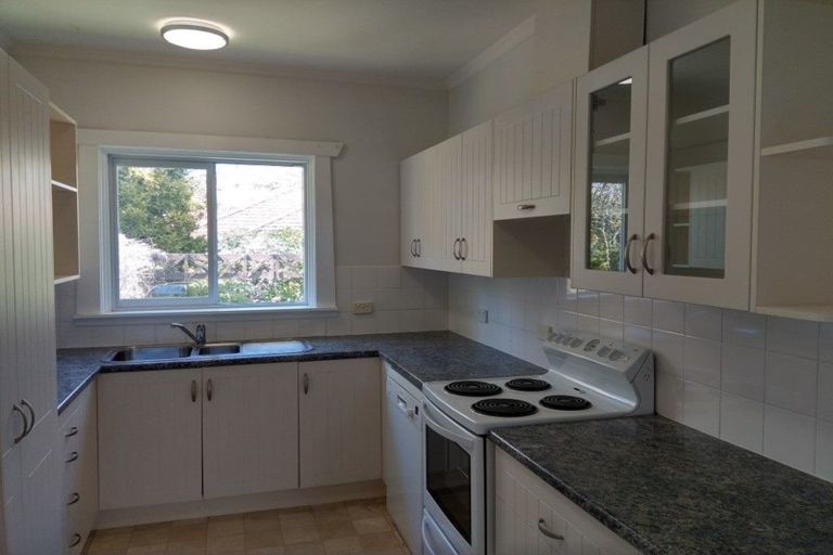 Photo of property in 12 Barrington Street, Somerfield, Christchurch, 8024