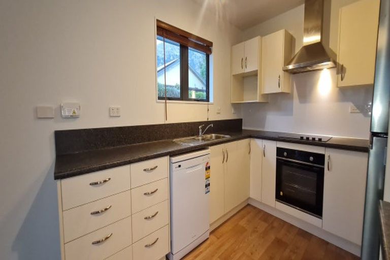 Photo of property in 14 Mavora Road, Lake Hayes, Queenstown, 9304