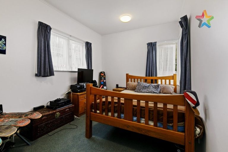 Photo of property in 1/9 Montgomery Street, Stokes Valley, Lower Hutt, 5019