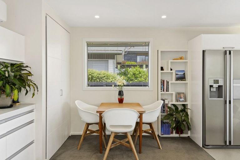 Photo of property in 515 Marine Parade, South New Brighton, Christchurch, 8062