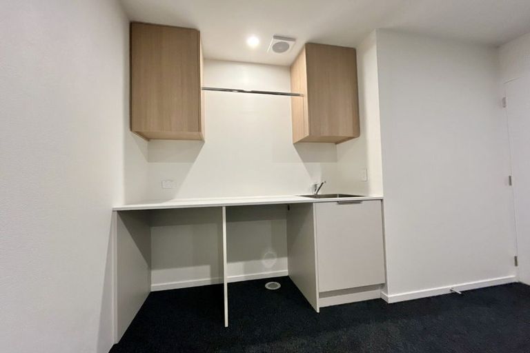 Photo of property in 5/2 Deloraine Street, Somerfield, Christchurch, 8024