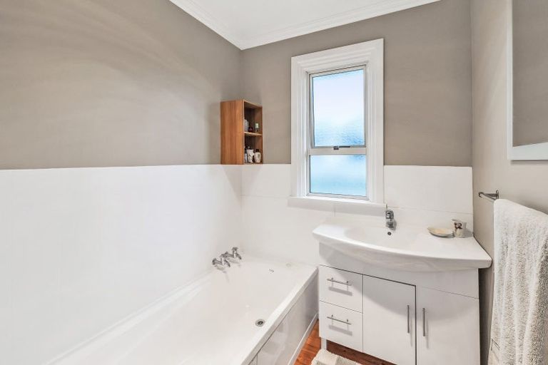 Photo of property in 13 Browns Road, Dunsandel, 7682