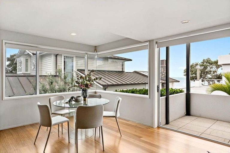 Photo of property in 2/8a Audrey Road, Takapuna, Auckland, 0620