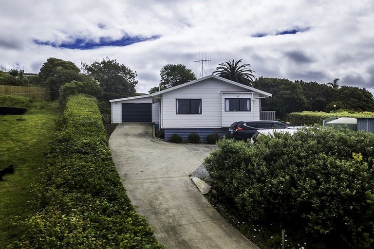 Photo of property in 37 Cable Bay Block Road, Cable Bay, 0420