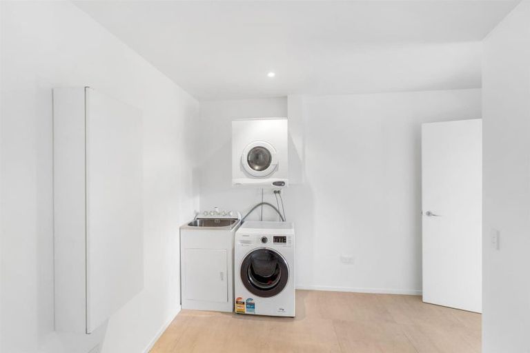 Photo of property in 35 Lagoon Way, Omaha, 0986