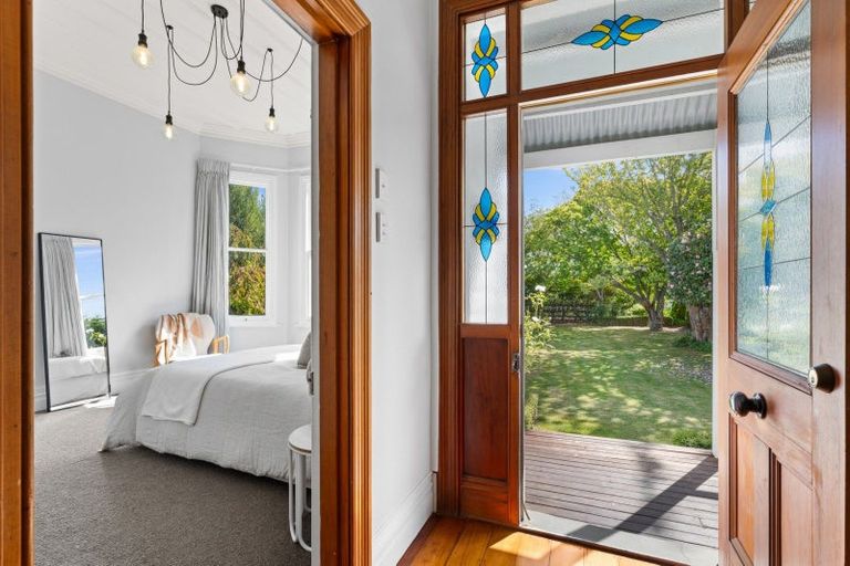 Photo of property in 49 Te Aute Road, Havelock North, 4130