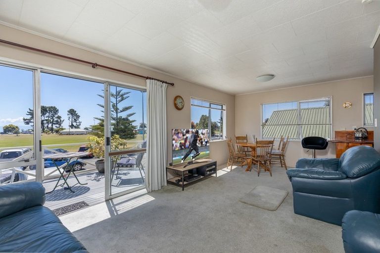 Photo of property in 1/17 Beach Road, Tahunanui, Nelson, 7011