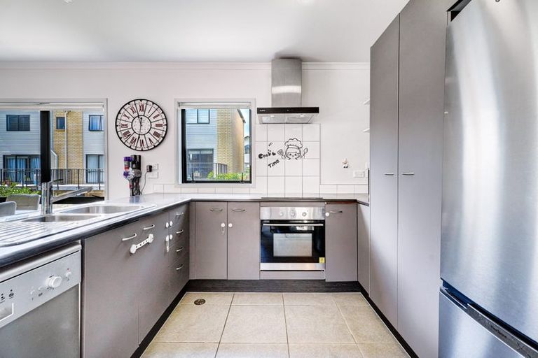 Photo of property in St Claire Village, 54/172 Mcleod Road, Te Atatu South, Auckland, 0610