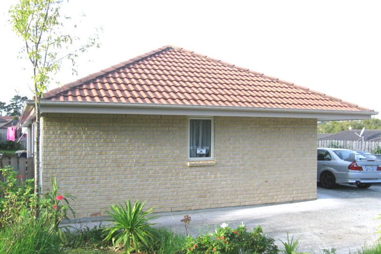 Photo of property in 100g Parrs Cross Road, Henderson, Auckland, 0612