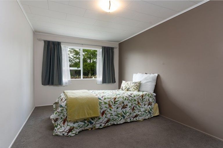 Photo of property in 15a Reading Street, Greytown, 5712