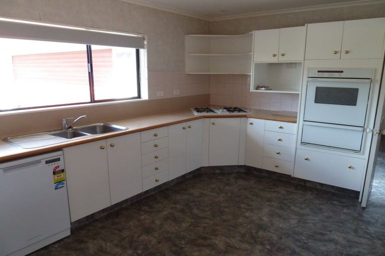 Photo of property in 12 Willowbank Crescent, Feilding, 4702