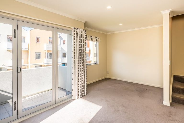 Photo of property in Marrakech Cafe, 69/305 Evans Bay Parade, Hataitai, Wellington, 6021