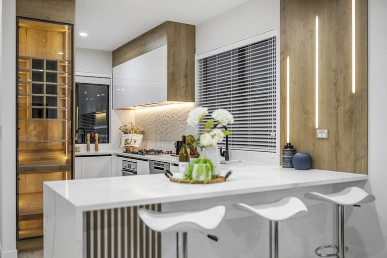 Photo of property in 4 Sagitta Drive, Flat Bush, Auckland, 2019