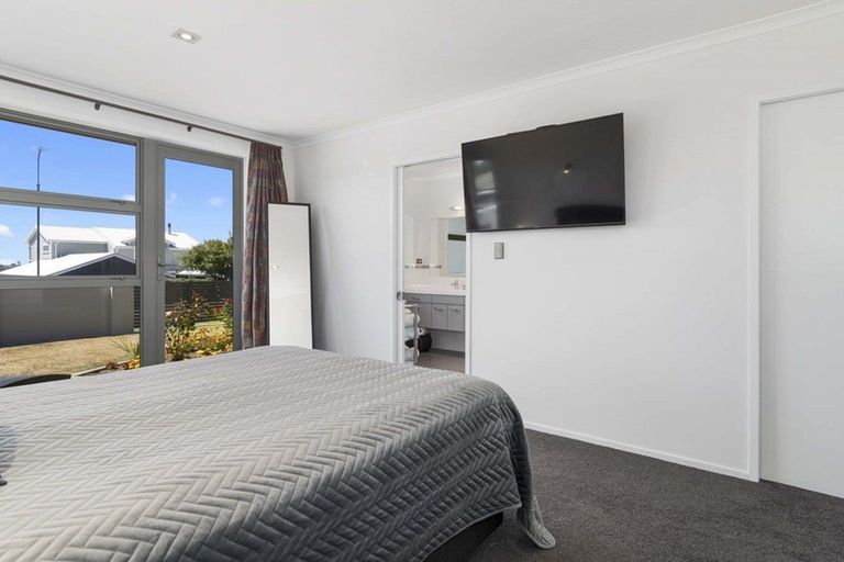 Photo of property in 5 Redhaven Place, Bethlehem, Tauranga, 3110