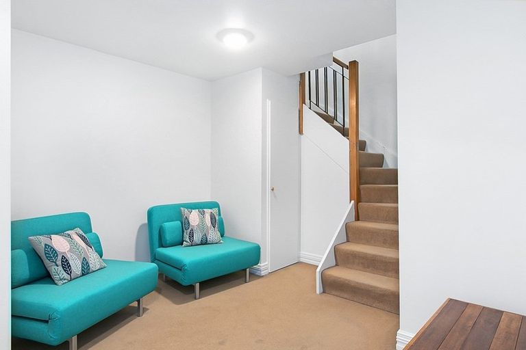 Photo of property in 12/31 Dowling Street, Dunedin Central, Dunedin, 9016