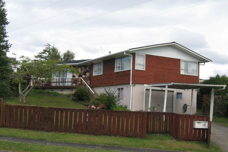 Photo of property in 28 Opal Avenue, Pakuranga, Auckland, 2010