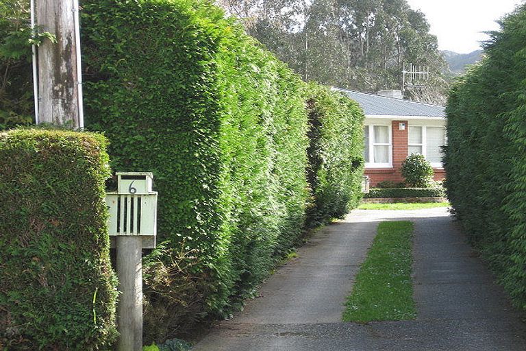 Photo of property in 6 Willow Grove, Wainuiomata, Lower Hutt, 5014