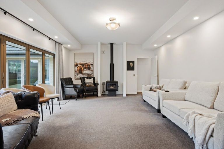 Photo of property in 6 Ambrose Place, Rangiora, 7400