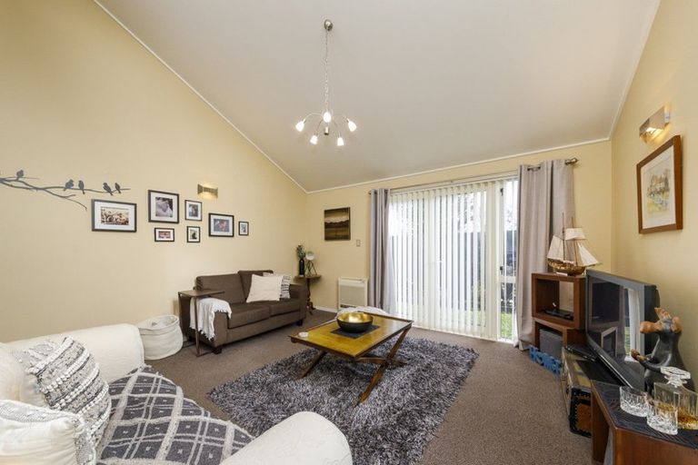 Photo of property in 29a Camden Street, Feilding, 4702