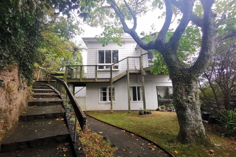 Photo of property in 1 Cecil Road, Wadestown, Wellington, 6012