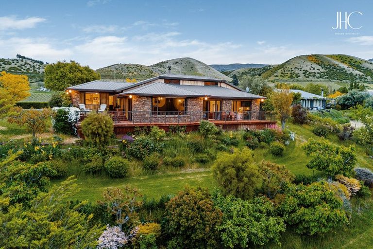 Photo of property in 19 Lowburn Valley Road, Lowburn, Cromwell, 9384