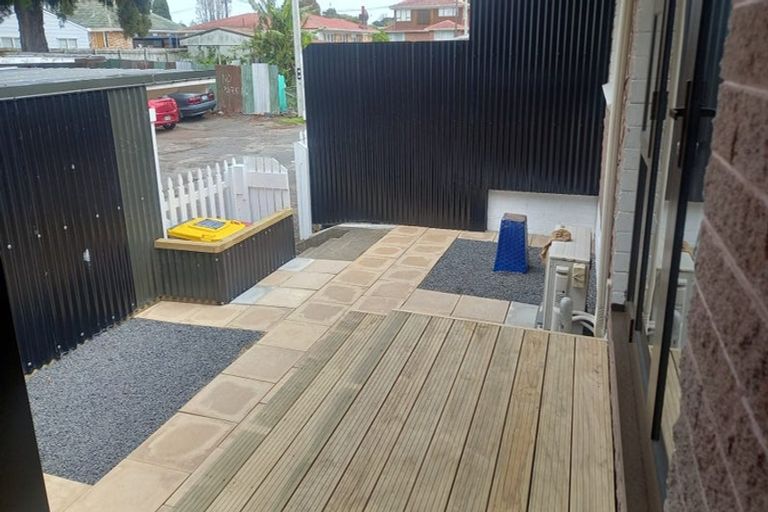 Photo of property in 2/72 Rosella Road, Mangere East, Auckland, 2024