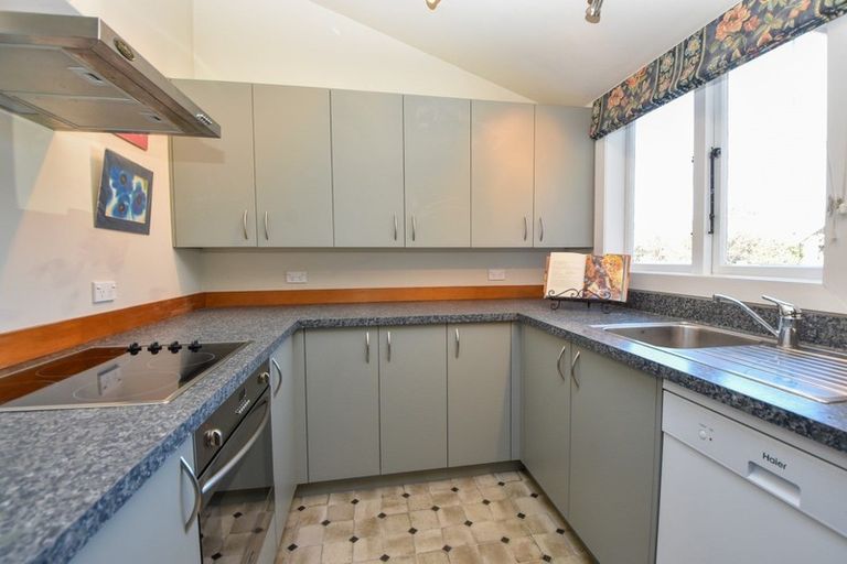 Photo of property in 60 Kuratawhiti Street, Greytown, 5712