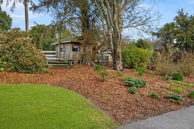 Photo of property in 25 Hawkes Access Road, Waitoki, Silverdale, 0994