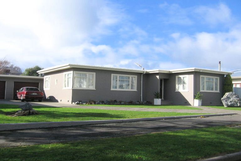 Photo of property in 6 Tawa Street, Palmerston North, 4414