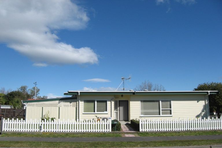 Photo of property in 39 Arthur Hobson Avenue, Pirimai, Napier, 4112