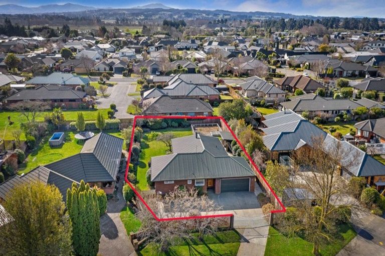 Photo of property in 12 Chartwell Close, Rangiora, 7400